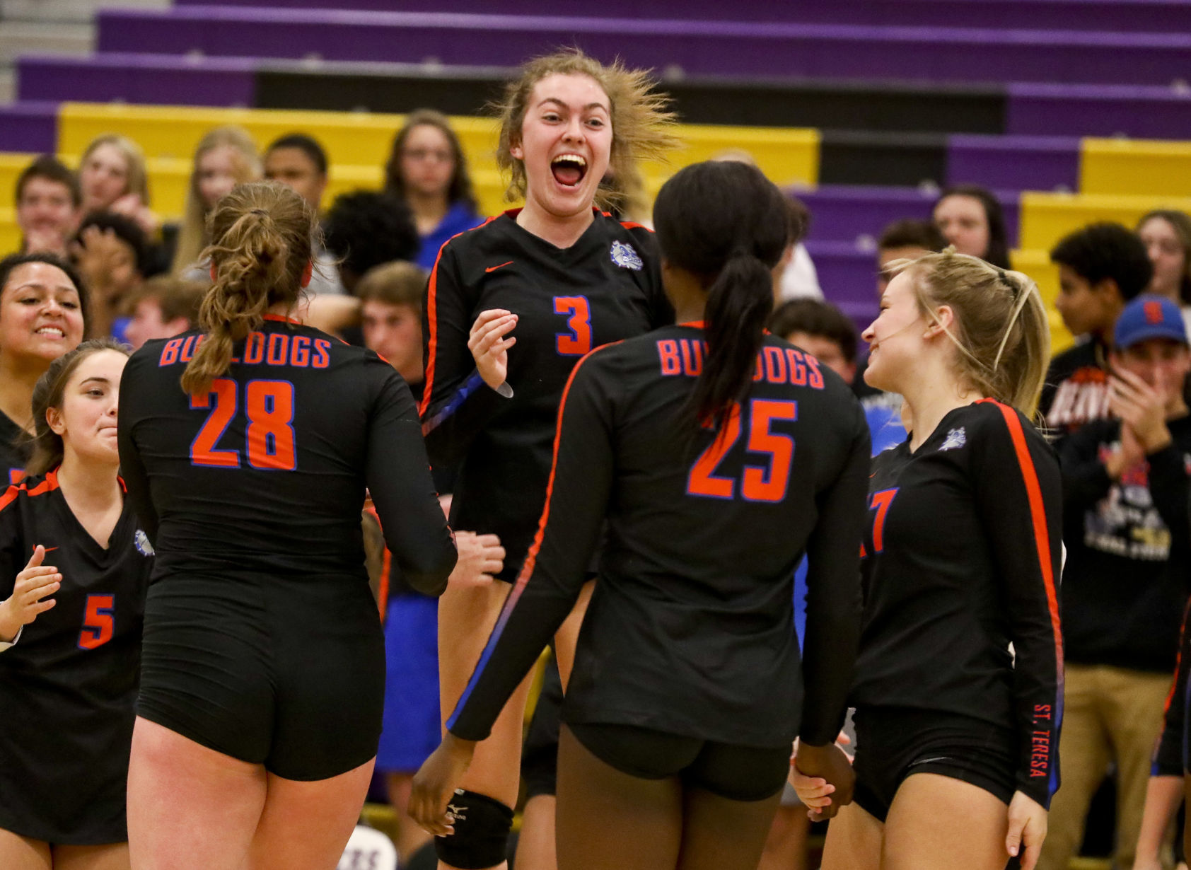 St Teresa Volleyball 31 11.08.19.JPG
